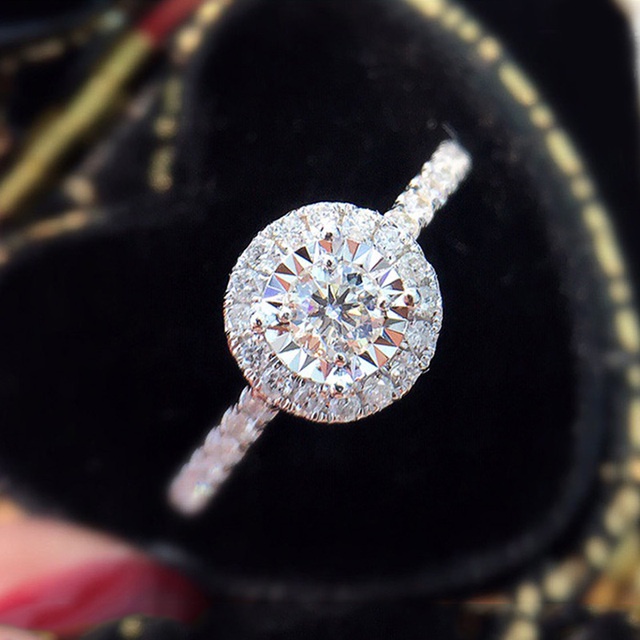 925 เงินสเตอร์ลิง Brilliant แหวนแต่งงาน AAA สีขาว Cubic Zirconia ข้อเสนอหมั้นแหวนผู้หญิงสไตล์เหนือกาลเวลาเครื่องประดับคลาสสิก