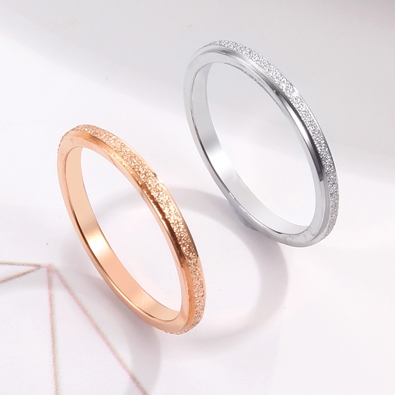 แหวนไทเทเนียม ชุบทอง 18K สีโรสโกลด์ เข้ากับทุกการแต่งกาย สไตล์เกาหลี เรียบง่าย ของขวัญวันวาเลนไทน์