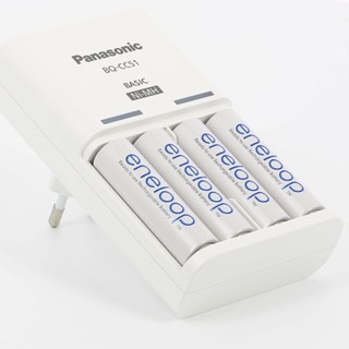 แท้ 100% แท่นชาร์จ 10hr.+ ถ่านชาร์จ 2 ก้อน AA 2000mAh + 4 ก้อน AAA 800mAh Panasonic eneloop Battery Charger 10hr. ถ่าน