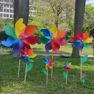 กังหันลม 7 สี พลาสติกเส้นผ่านศูนย์กลาง 30 เซนติเมตร สำหรับประดับสวน DIY ของเล่นกลางแจ้ง
