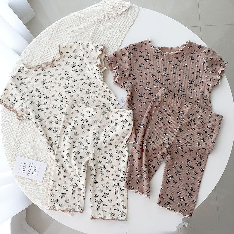 [ML] ชุดเสื้อแขนสั้น ลายดอกไม้ สองชิ้น สไตล์เกาหลี แฟชั่นฤดูร้อน สําหรับเด็กผู้หญิง 80-140 ซม.