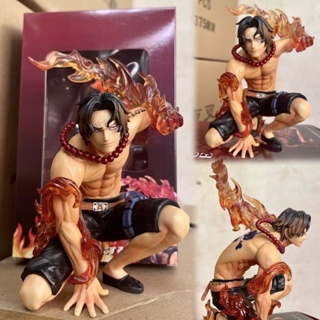 โมเดลฟิกเกอร์ One Piece Squatting Posture Fire Fist Ace ( The TOP War Ver. ) ขนาด 16 ซม.