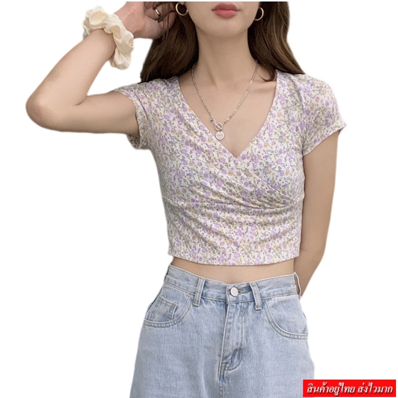 Fashion เสื้อครอปตัวสั้นผู้หญิง ลายดอกไม้เล็ก รุ่น W21