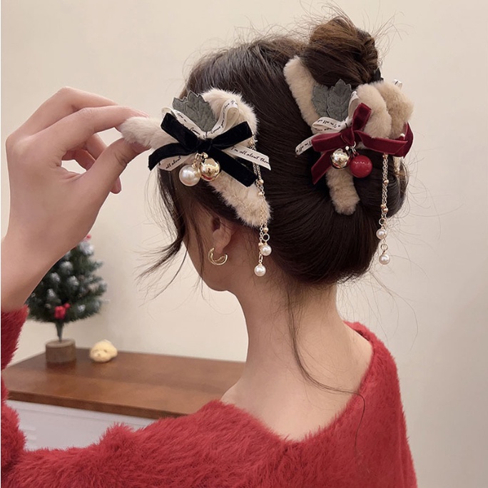 Hair Clips & Hair Pins 46 บาท [พร้อมส่งในไทย] กิ๊บติดผมผ้ากํามะหยี่ขนนิ่ม คริสมาสต์ ประดับโบว์ เหมาะกับฤดูใบไม้ร่วง A123 Fashion Accessories