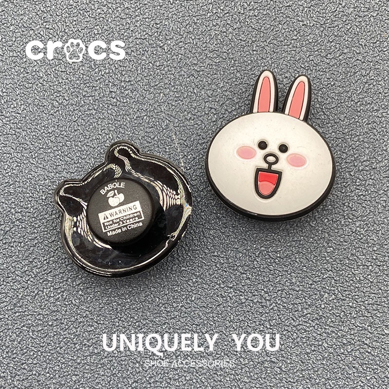 Crocs jibbitz charms line friends ตัวติดรองเท้าแฟชั่น ลายการ์ตูน สีน้ําตาลโคนี่ แซลลี่