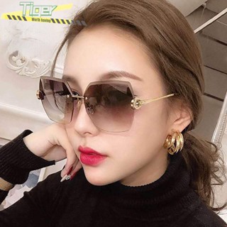【Tiger Glasses】แว่นตากันแดด แว่นกรองแสง แว่นตาแฟชั่น แว่นกันแดด  แว่นกรองแสงสีฟ้า สําหรับผู้ชาย ผู้หญิง แว่นกันแดดแฟชั่น แว่นตาป้องกันแสงสีฟ้า TZHY-002