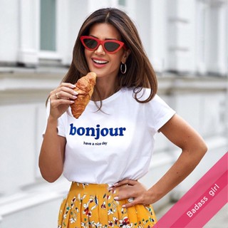 Badass girl พร้อมส่ง "bonjour " เสื้อสไตล์ญี่ปุ่นอินเทรนด์ เสื้อยืดตัวอักษรฝรั่งเศสผู้หญิง วัสดุผ้าฝ้ายเกรดสูง BG19