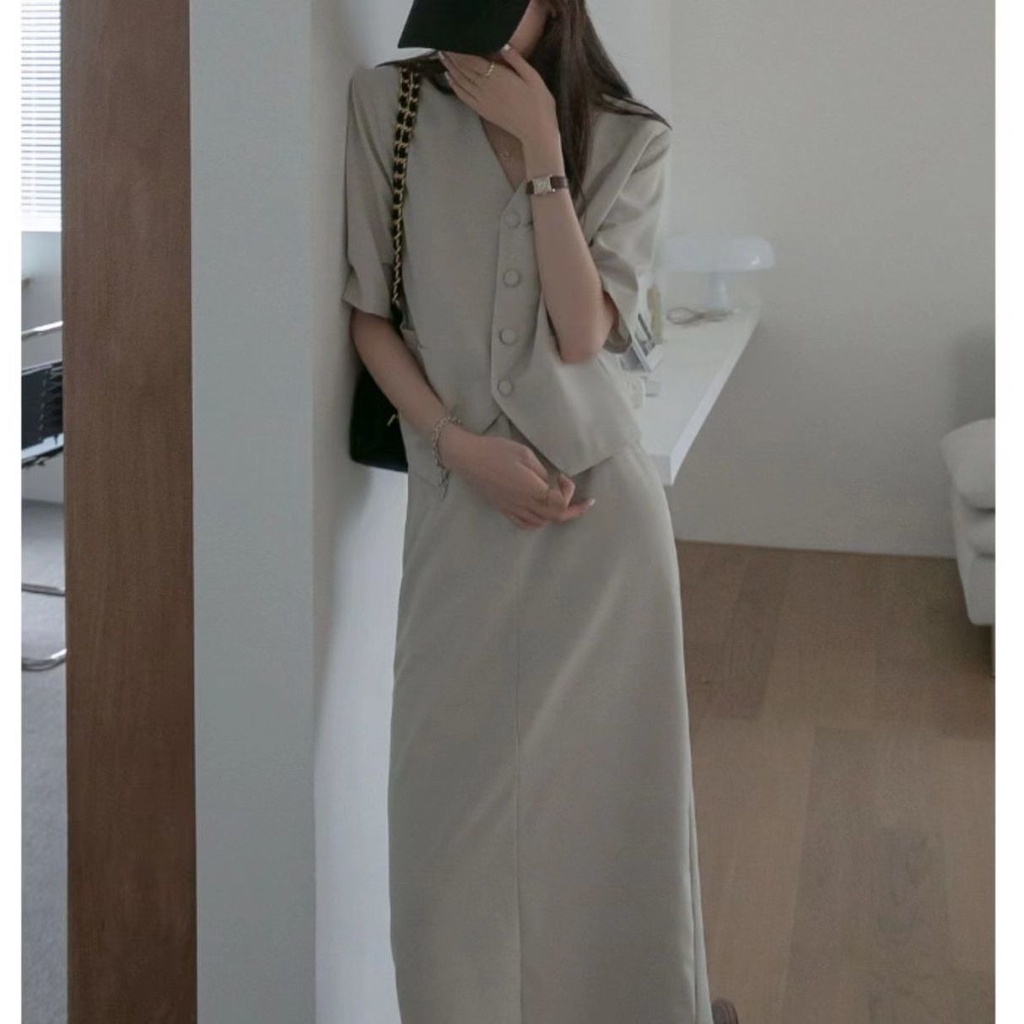 👉คอวี เบลเซอร์แขนสั้น+กระโปรงยาว แฟชั่นย้อนยุค ชุด2ชิ้น สวมใส่สบาย💕S-XL