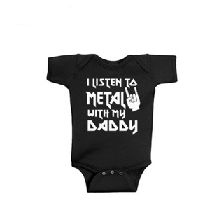 ชุดบอดี้สูทแขนสั้น ผ้าฝ้าย ลาย I Listen to Metal With My Mommy And Daddy สําหรับเด็กทารกผู้ชาย และผู้หญิง MRL6