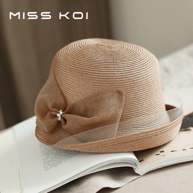 Misskoi [พร้อมส่ง] หมวกบักเก็ตลําลอง ประดับโบว์ เข้ากับทุกการแต่งกาย สไตล์เรโทร แฟชั่นฤดูใบไม้ผลิ ฤดูร้อน สําหรับผู้หญิง