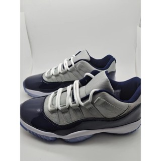 รองเท้าบาสเก็ตบอล AJ11 LOW White Blue 37 k