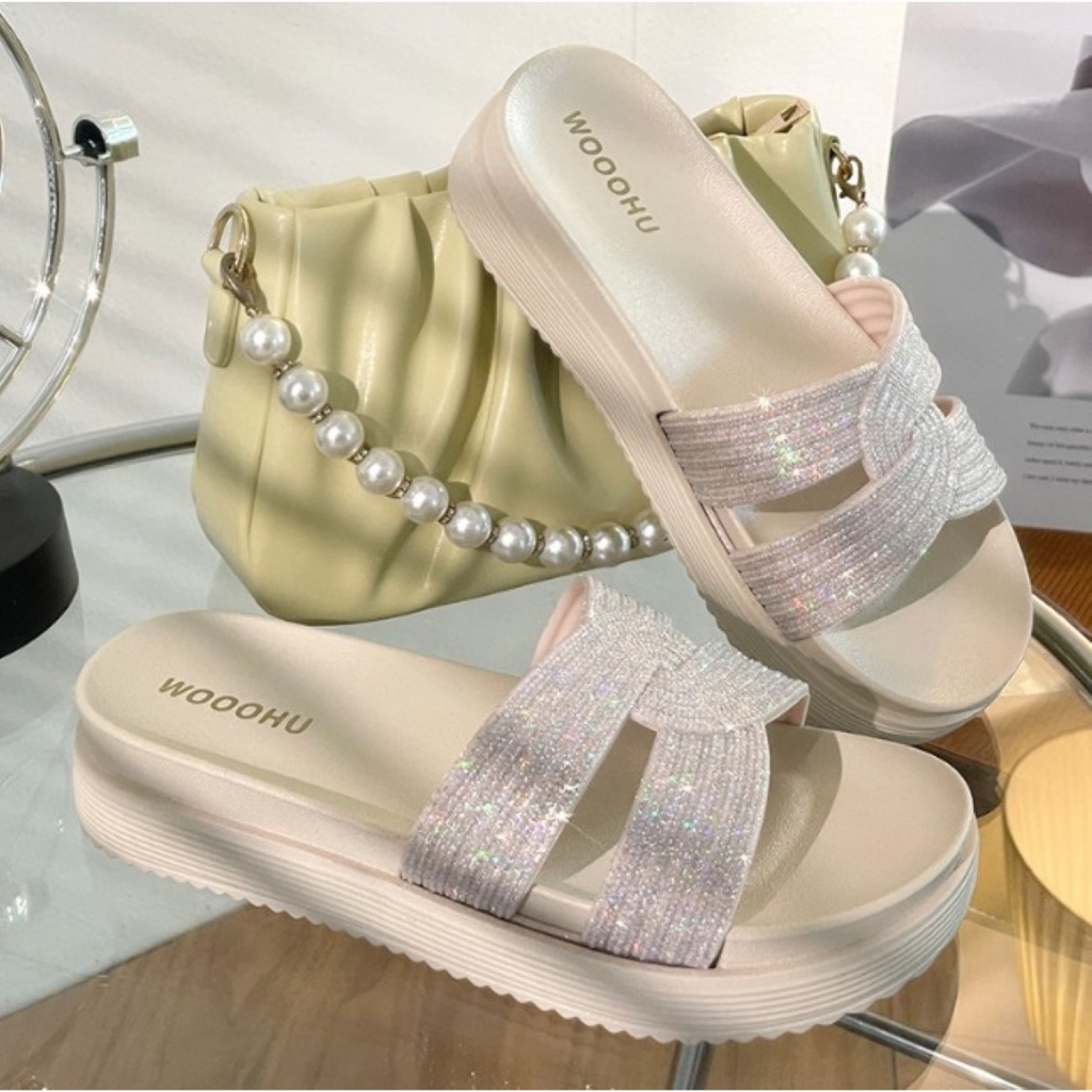 🅲🅷🅸🅲&🅲🅾🅾🅻 รองเท้าแบบสวม คาดไขว้แต่งประกายเพชร 3 สี ไซส์ 36-40