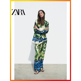 Zara ใหม่ เสื้อเชิ้ตโปโล แขนยาว พิมพ์ลาย ผ่าข้าง สําหรับผู้หญิง 2977184 330