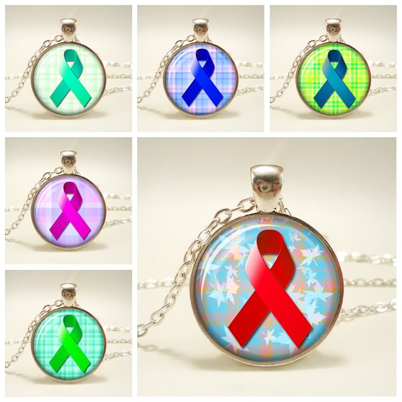 สไตล์ใหม่ 2023 AIDS ป้ายริบบิ้นสีแดงแก้ว Cabochon Pendent สร้อยคอผู้หญิงเครื่องประดับสีแดง Cross เงิ
