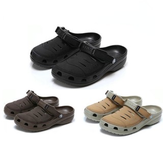 Crocs Yukon รองเท้าแตะหนังลําลอง เหมาะกับเดินชายหาดกลางแจ้ง สําหรับผู้ชาย