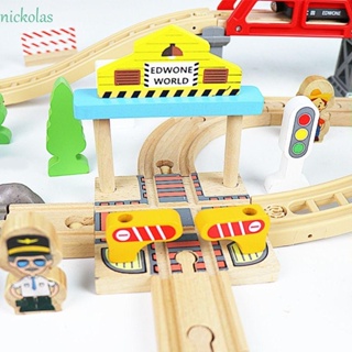 Nickolas รางรถไฟไม้ ของเล่นเสริมการเรียนรู้เด็ก