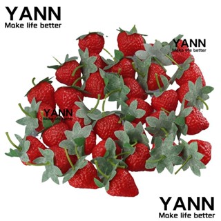 YANN1 สตรอเบอร์รี่ปลอม พลาสติก สีแดง สําหรับตกแต่งห้องเด็ก เทศกาล 50 ชิ้น