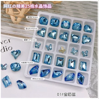 25 ชิ้นรองประดับเพชรคริสตัลทรงแหลมสำหรับตกแต่งเล็บ สีขาวอ่อน ชมพู หัวใจคด ขวาน สี่เหลี่ยมจัตุรัส ขนาดใหญ่