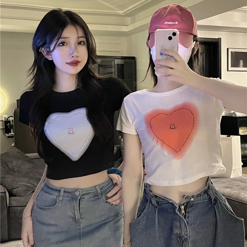 เสื้อครอปรัดรูป เสื้อครอปเเฟชั่น พิมพ์ลายหัวใจน่ารัก เสื้อยืดแขนสั้น สไตล์สาวฮอต สไตล์เกาหลี สำหรับผู้หญิง