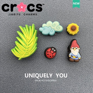 Jibbitz crocs charms หัวเข็มขัดรองเท้า อุปกรณ์เสริมรองเท้า ป่าธรรมชาติ สไตล์การ์ตูนสนุก หัวเข็มขัดตกแต่ง