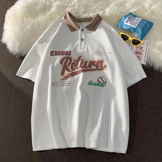Rokistudio พร้อมส่ง เสื้อยืดโปโล แขนสั้น เปิดไหล่ พิมพ์ลายตัวอักษร ทรงหลวม สีตัดกัน สไตล์เกาหลี สําหรับผู้ชาย และผู้หญิง ไซซ์ M-2XL