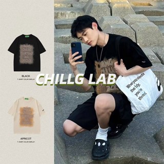 CHILLG LAB เสื้อยืดสไตล์ยุโรปและอเมริกาแนวฮิปฮอปตัวอักษรกราฟฟิตีแขนสั้นผู้ชายอินเทรนด์แบรนด์หลวมคู่สบายๆทุกการแข่งขัน