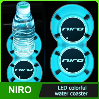 แผ่นรองแก้วน้ํา มีไฟ Led สีสันสดใส สําหรับรถยนต์ NIRO