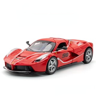 โมเดลรถยนต์ Ferrari Ferrari 1:32 อัลลอย น้ําหนักเบา เสียงเอฟเฟค สําหรับเด็กผู้ชาย ของขวัญ