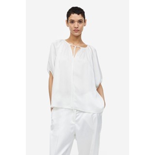 H&amp;M  Woman Oversized tie-top blouse 1144784_2