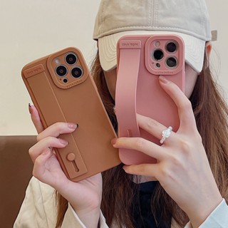 เคสโทรศัพท์มือถือ ซิลิโคน พร้อมสายคล้องมือ สําหรับ VIVO Y27 Y36 Y02S Y35 Y16 Y22 Y21T Y15S Y15A Y33s Y20sG Y52 Y50 Y15 Y19 Y17 Y12A Y95 V27e V25 V23 V15