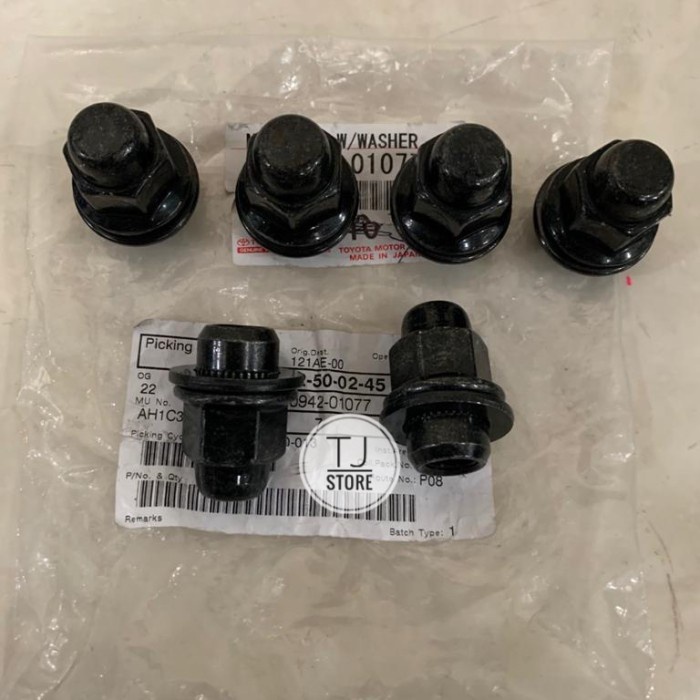 สลักเกลียวล้อ Toyota Land Cruiser VX 80