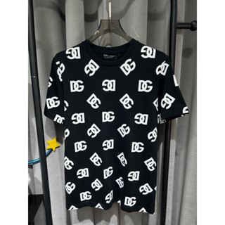 D0lce&amp;gabba ใหม่ เสื้อยืดลําลอง แขนสั้น คอกลม พิมพ์ลายโลโก้ สําหรับผู้ชาย