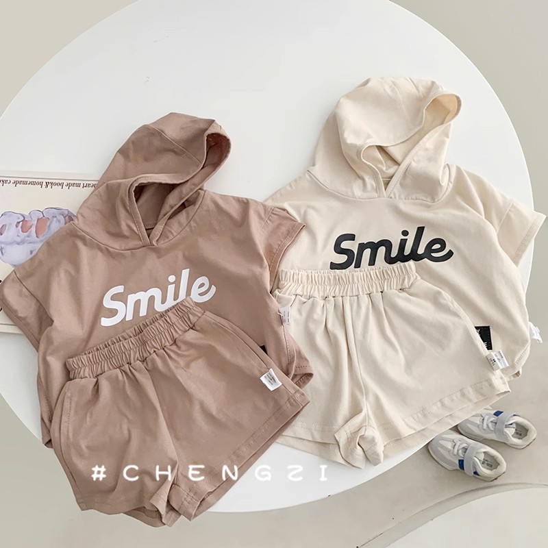 ✿Qinzi เสือดาว✿พร้อมส่ง ขายดี เสื้อยืดแขนสั้น มีฮู้ด กางเกงขาสั้น สองชิ้น สไตล์เกาหลี ตะวันตก ฤดูร้อน สําหรับเด็กผู้ชาย 2022