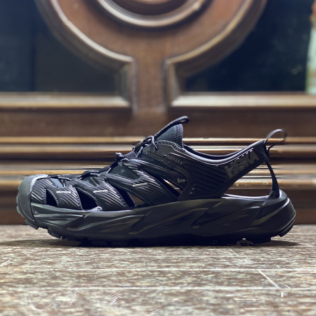 รองเท้า HOKA Hopara ‘TripleBlack‘ (W7.5/8US)