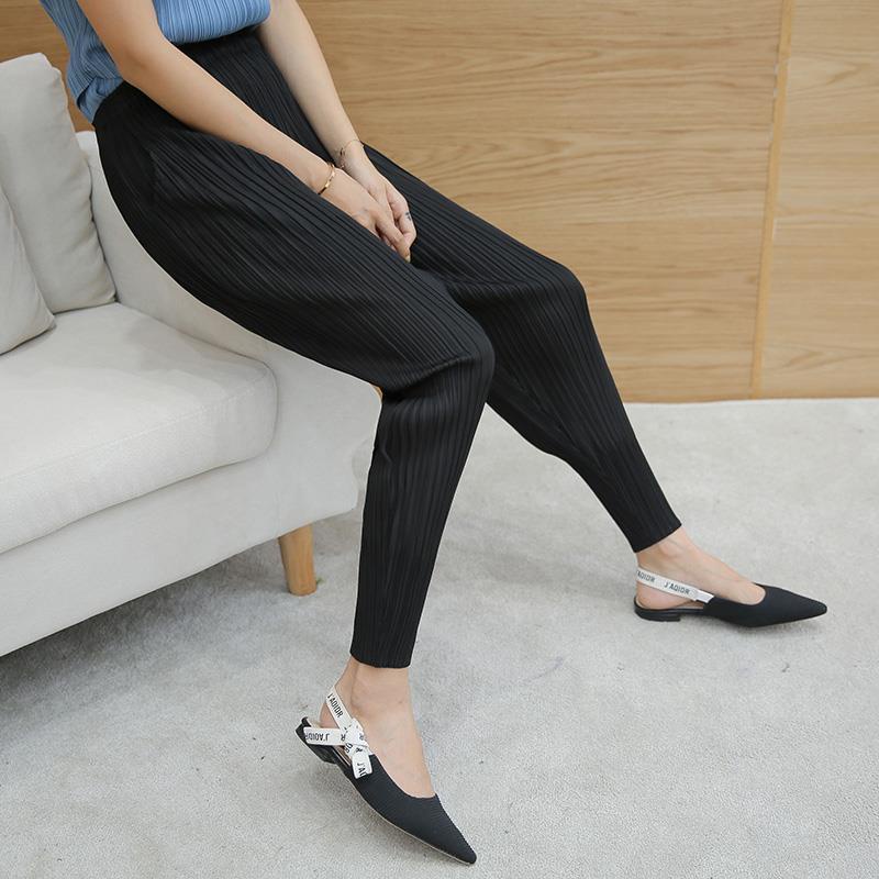 Miyake กางเกงฮาเร็มขายาวลําลอง จับจีบ ทรงหลวม เข้ารูป แฟชั่นฤดูใบไม้ผลิ และฤดูร้อน สําหรับสตรี 2023