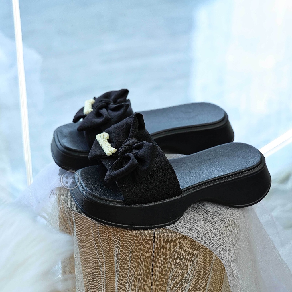 Ann.Fashion รองเท้าแตะผู้หญิงรุ่นเก็บหน้าเท้าให้ดูเรียวสวย สีพาสเทล พื้นหนา ใส่สบาย แบบสวม มีหลายสี #sy142
