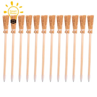 12 ชิ้น แม่มด ไม้กวาด ดินสอ สําหรับฮาโลวีน ไม้กวาด ดินสอลูกลื่น ปาร์ตี้ โปรดปราน แม่มด ไม้กวาด พร็อพเขียน