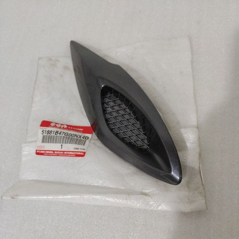 Original Suzuki Arashi Right Air Scoop ด้านหน้าหน้าอก Tie แผงโล่ด้านข้าง 51881B47G00NX4D - TOPSemara