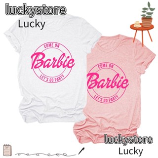 Lucky เสื้อยืดคอกลม แขนสั้น ผ้าฝ้าย พิมพ์ลาย Come on Dear Bachelorette สําหรับตุ๊กตาบาร์บี้