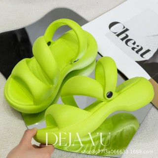 Deja Vu รองเท้าแตะ รองเท้าหัวโต เทรนด์แฟชั่นมีความหลากหลาย 041201