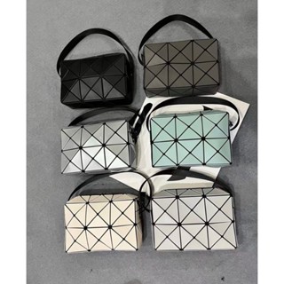 กระเป๋าสลิง BAOBAO CUBOID CROSSBODY แฟชั่น นําเข้า BAO BB สําหรับผู้หญิง