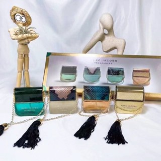 Marc Jacobs Daisy Loved Lady eau de toilette Handheld Daisy ชุด 4 ชิ้น / 3 ชิ้น