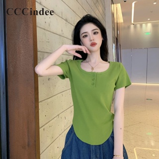 Cccindee ใหม่ เสื้อยืดลําลอง แขนสั้น คอสี่เหลี่ยม เข้ารูป สีพื้น เข้ากับทุกการแต่งกาย แฟชั่นสําหรับสตรี 2023