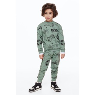 H&amp;M  Boy 2-piece patterned sweatshirt set 1134991_1