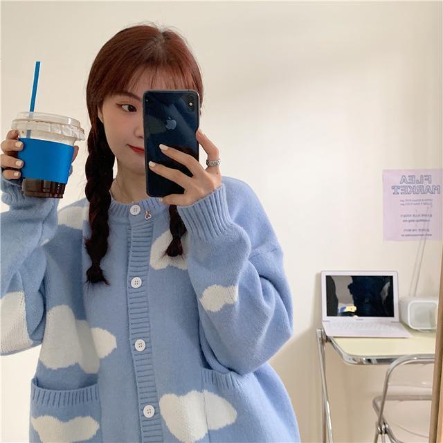 เสื้อคาร์ดิแกนไหมพรมลายน้อนก้อนเมฆ น่ารักปุ๊กปิ๊ก มินิมอลสุดๆ ไตล์เกาหลีแขนยาวสีพาสเทลน่ารั กมากๆค่าแมทกับอะไรก็เข้า