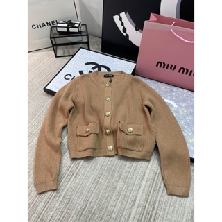 OCTI MIU MIU 2023 autumn and winter new double-pocket vertical stripe knitted cardigan womens hardware button decorative fashion versatile