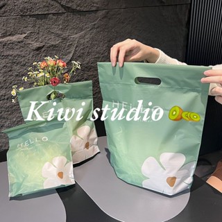 Kiwistudio【แพ็คละ 50 ชิ้น】กระเป๋าช้อปปิ้ง เนื้อแมตต์ ลายดอกไม้ สีเขียว สไตล์ญี่ปุ่น และเกาหลีใต้ 1HCYK173