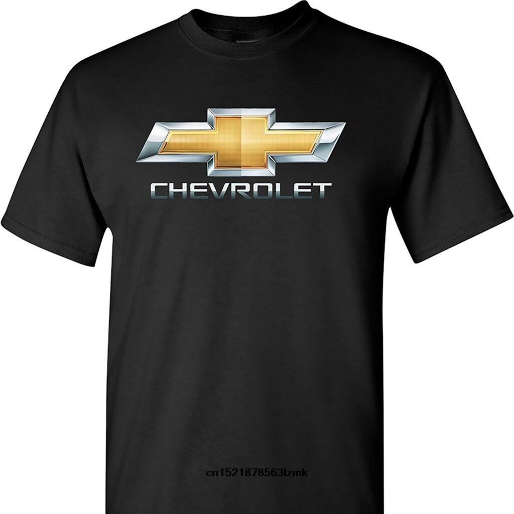 ผู้ชายเสื้อยืด T-Shirt เสื้อยืดผู้ชายเชฟโรเลตโลโก้เชฟโรเลตรูปโลโก้โครเมี่ยมบนเสื้อยืดสีดำเสื้อยืดลาย
