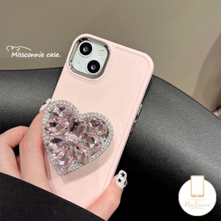 เคสโทรศัพท์มือถือชุบโลหะ หรูหรา กรอบเลนส์ สีมาการอง ประดับเพชร พร้อมขาตั้ง สําหรับ IPhone 11 14 13 12 Pro MAX 7plus X XR 7 8 Plus XS MAX