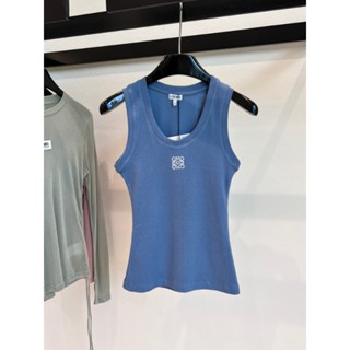❤️❤️พร้อมส่ง❤️❤️ Loew** ใหม่ เสื้อยืด แขนสั้น สําหรับผู้หญิง 2023